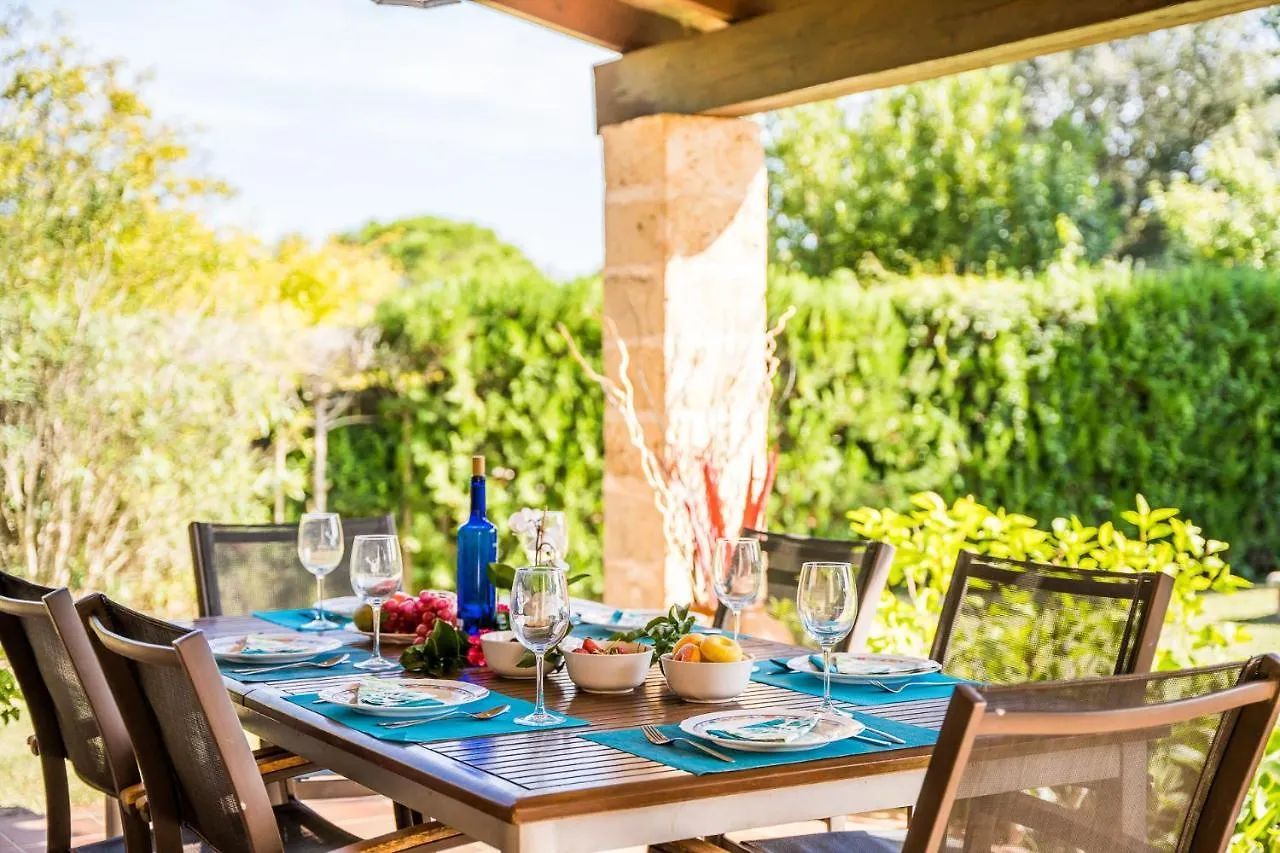 Ideal Property Mallorca - Navarro Pollensa 0*,  Hiszpania
