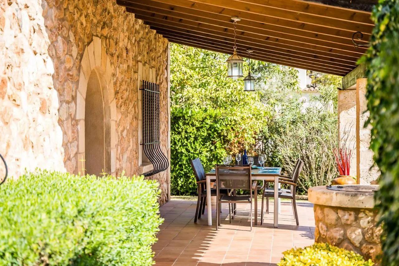 Ideal Property Mallorca - Navarro Pollenca Country house